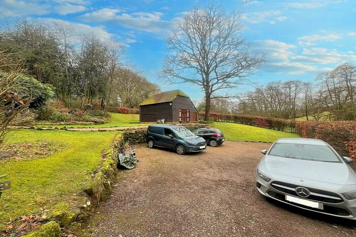 2 Bedroom Detached House To Rent In Goldings Lane, Mannings Heath, RH13