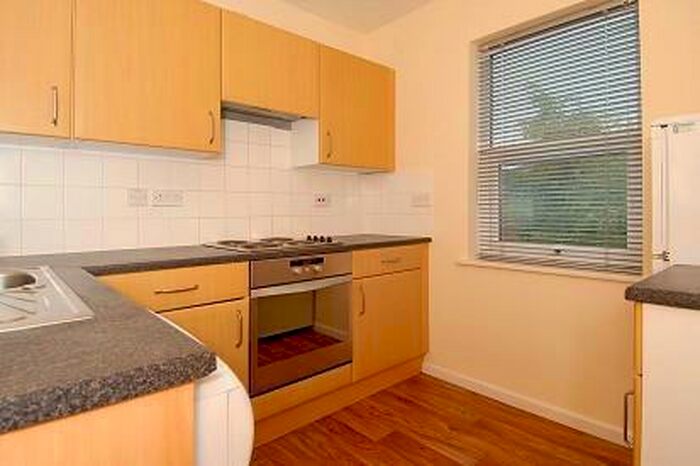 1 Bedroom Apartment To Rent In Hollow Way, East Oxford, OX4