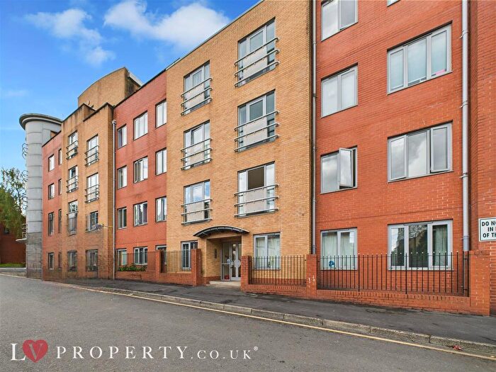 2 Bedroom Flat For Sale In Upper William Street, Birmingham, B1
