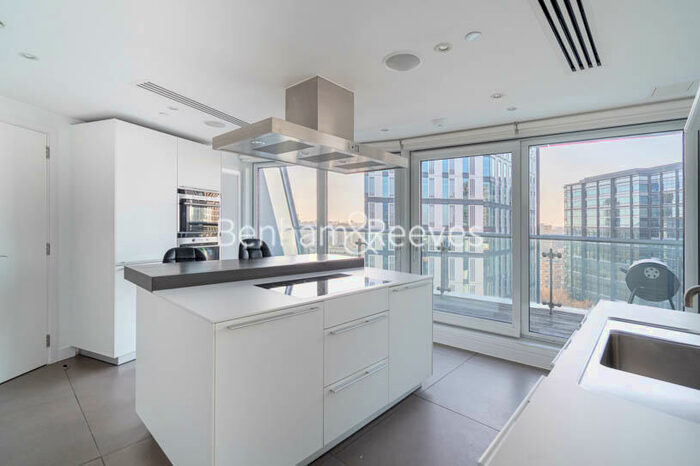 2 Bedroom Apartment To Rent In City Road, Old Street, EC1Y