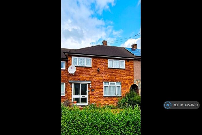3 Bedroom Terraced House To Rent In Fairford Close, Romford, RM3