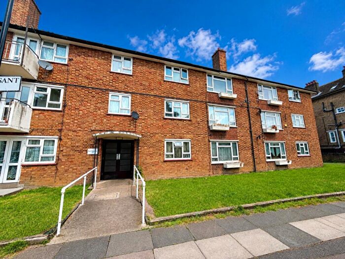 1 Bedroom Flat For Sale In Mount Pleasant Road, London, SE13
