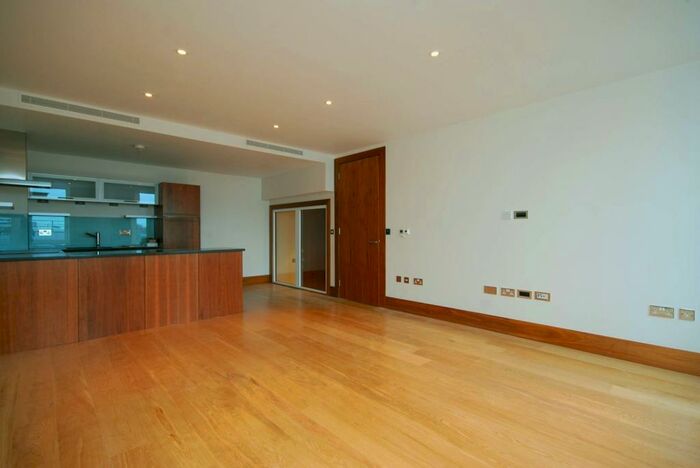 2 Bedroom Flat To Rent In Baker Street, Marylebone, London, NW1