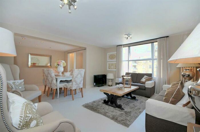 3 Bedroom Apartment To Rent In St. Johns Wood Park, St. Johns Wood, London, NW8