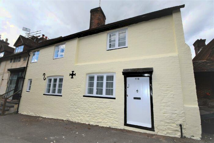 3 Bedroom Cottage To Rent In Bedroom Terraced Cottage In Godalming, GU7