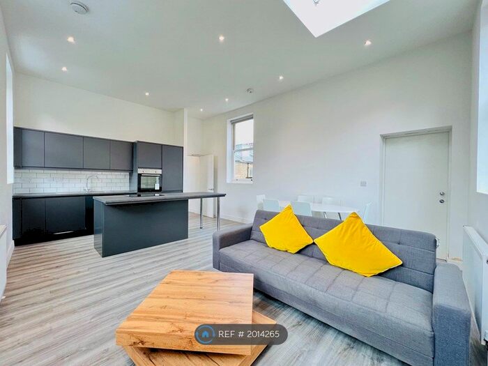 1 Bedroom Flat To Rent In Sidney Road, London, SW9