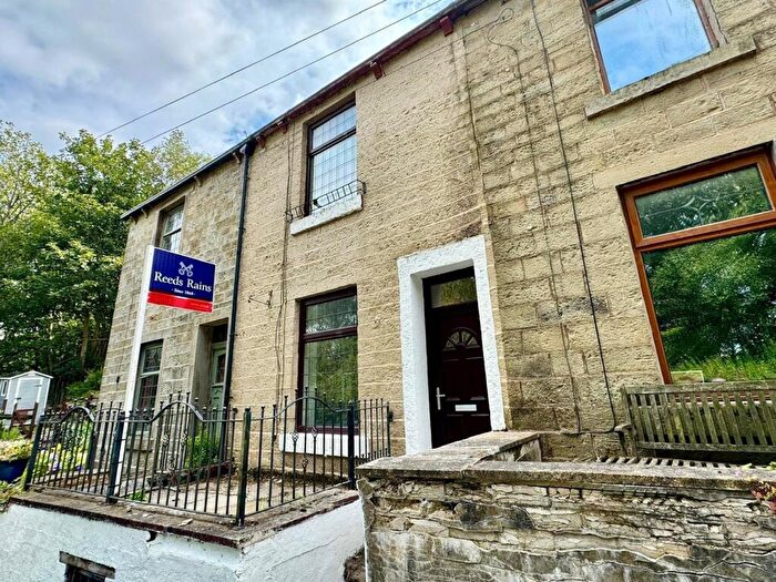 2 Bedroom Terraced House To Rent In Rakehead Lane, Bacup, Lancashire, OL13