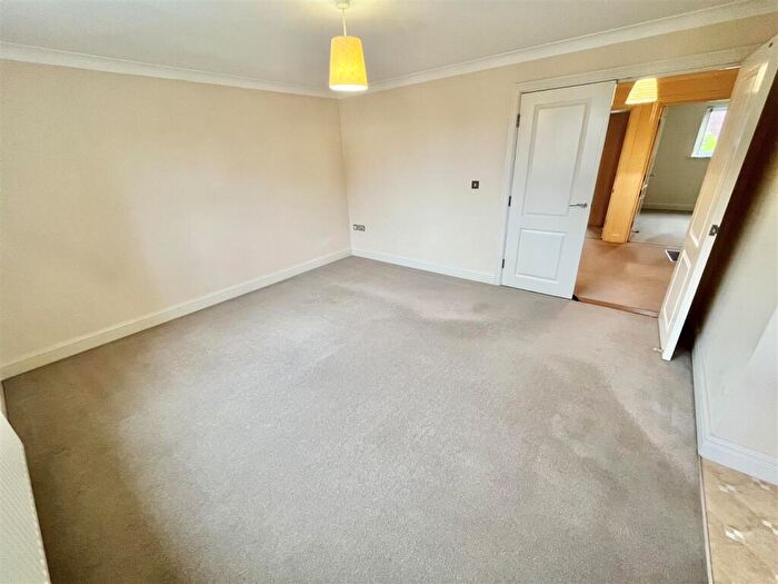 2 Bedroom Apartment For Sale In Bridgewater Street, Sale, M33