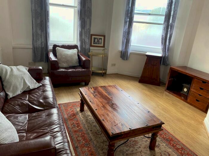 2 Bedroom Flat To Rent In King Street, City Centre, Aberdeen, AB24