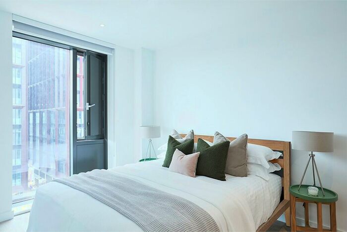 2 Bedroom Apartment To Rent In Apartment, Symphony Park, Manchester, Greater Manchester, M1