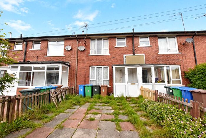 2 Bedroom Town House For Sale In Deacon Street, Hamer, Rochdale, Greater Manchester, OL16