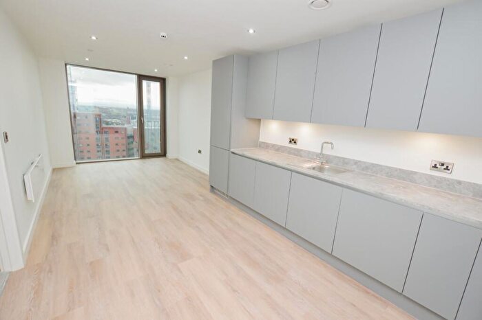 1 Bedroom Flat To Rent In Oxygen Tower, Store Street, Piccadilly Basin, Manchester, M1