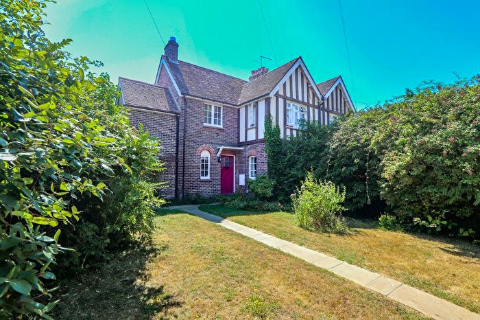 3 Bedroom Property For Sale In Yew Tree Cottages, Mountfield, TN32