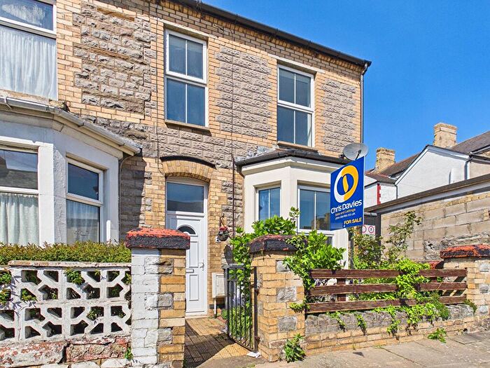 3 Bedroom End Of Terrace House For Sale In Oban Street, Barry, CF63