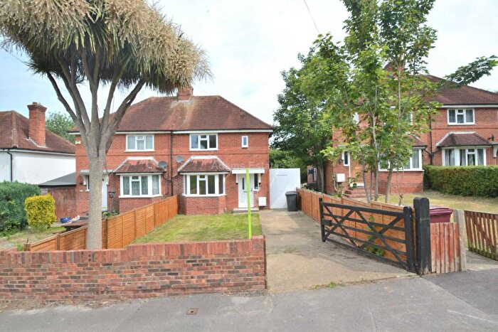 3 Bedroom Semi-Detached House To Rent In Cressingham Road, Reading, RG2