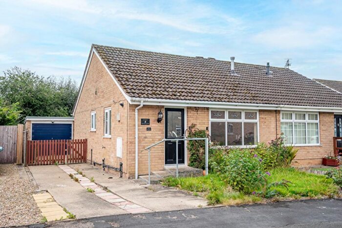 2 Bedroom Bungalow For Sale In Troutbeck, York, YO24