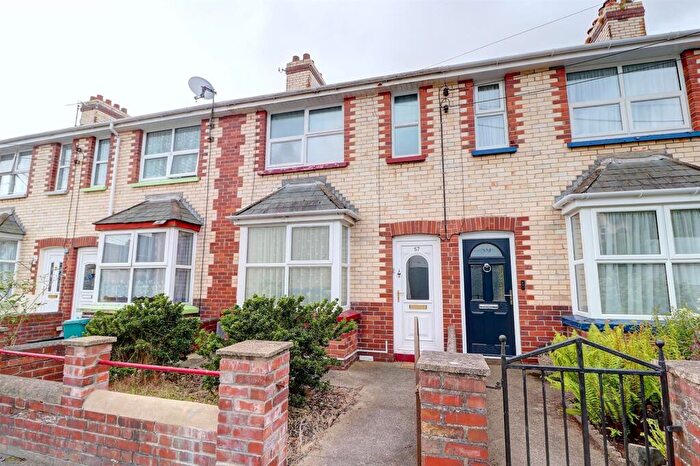 2 Bedroom Terraced House For Sale In Victoria Gardens, Bideford, EX39