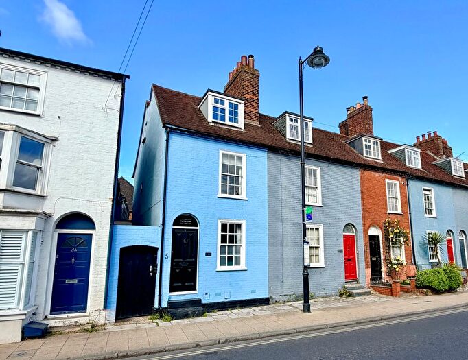 3 Bedroom Terraced House For Sale In Southampton Road, Lymington, Hampshire, SO41