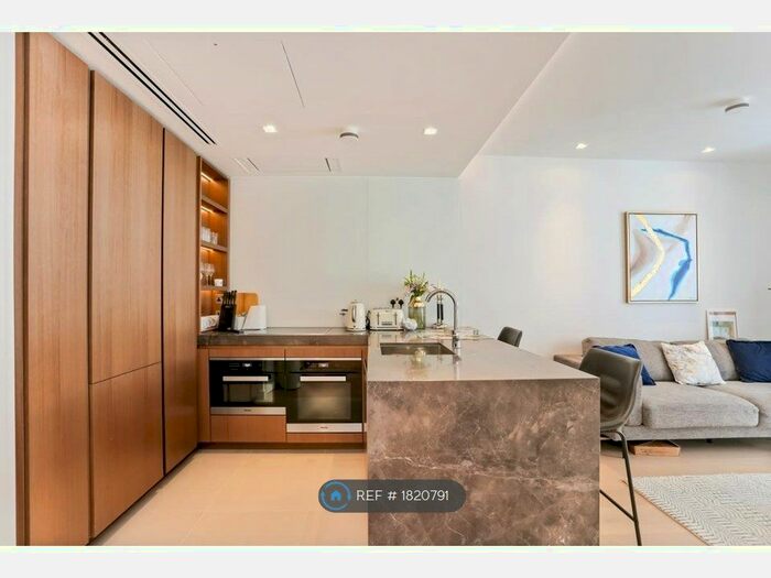 1 Bedroom Flat To Rent In Portugal Street Lincoln Square, London, WC2A