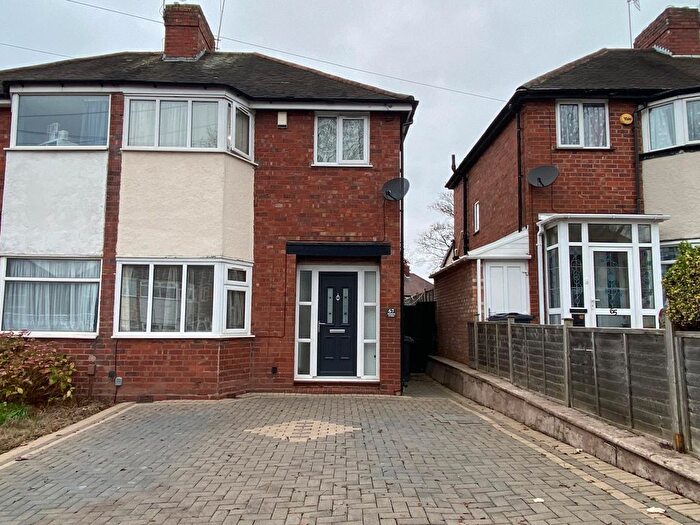 3 Bedroom Semi-Detached House To Rent In Stanford Avenue, Birmingham, B42