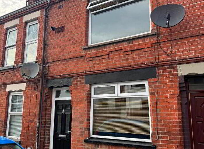 2 Bedroom Mid Terraced House For Sale In Albert Street, Craigavon, BT66