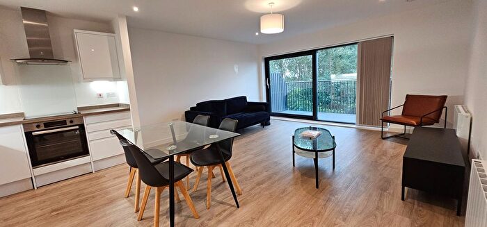 2 Bedroom Flat To Rent In Cantia Place, Ashford, TN23