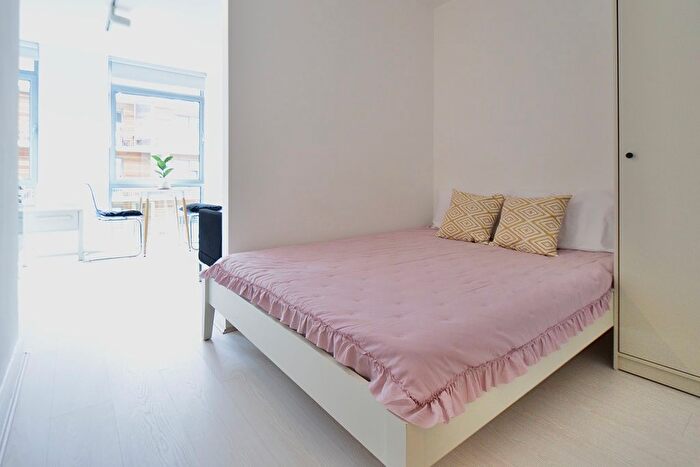 1 Bedroom Flat To Rent In Ingram Street, Holbeck, Leeds, LS11