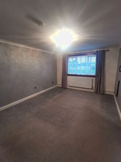 2 Bedroom Flat To Rent In Warwickhill Road, Kilmarnock, KA1