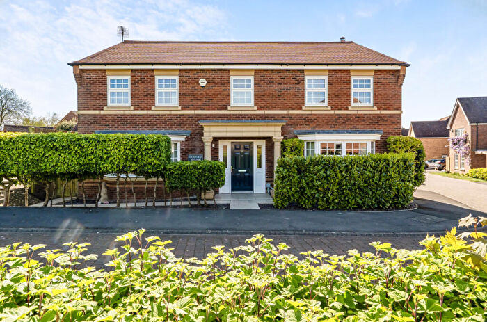 5 Bedroom Detached House For Sale In Cosford Close, Alexandra Park, Wroughton, Wiltshire, SN4