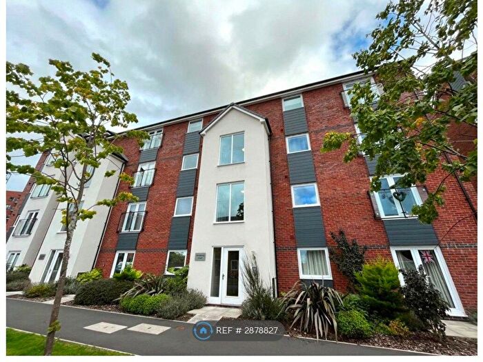 2 Bedroom Flat To Rent In Victoria Crescent, Shirley, Solihull, B90