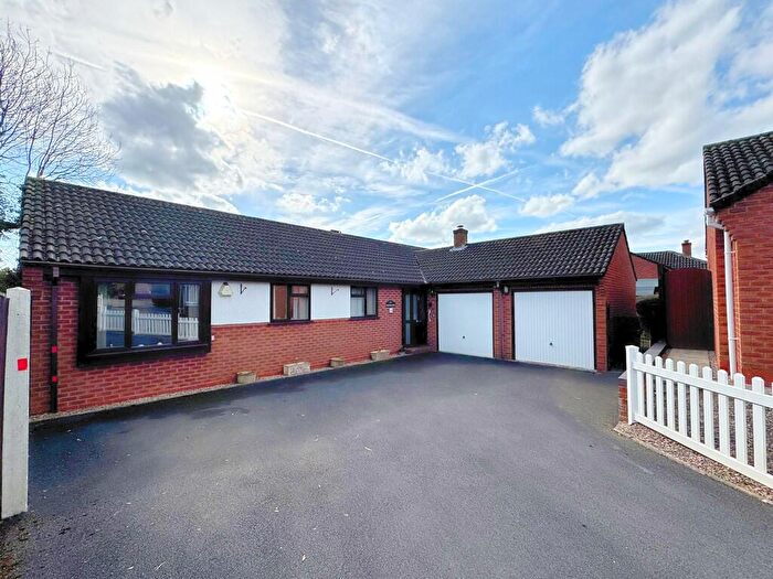 4 Bedroom Detached Bungalow For Sale In Bramley Close, Ledbury, HR8