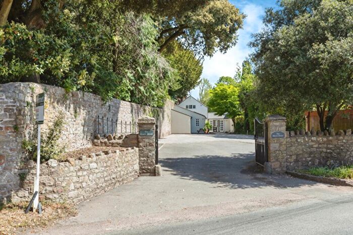 4 Bedroom House For Sale In Duck Street, Tytherington, Wotton-under-Edge, Gloucestershire, GL12