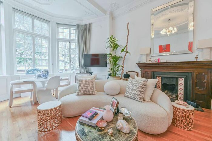 1 Bedroom Flat To Rent In Palace Court, Notting Hill Gate, London, W2