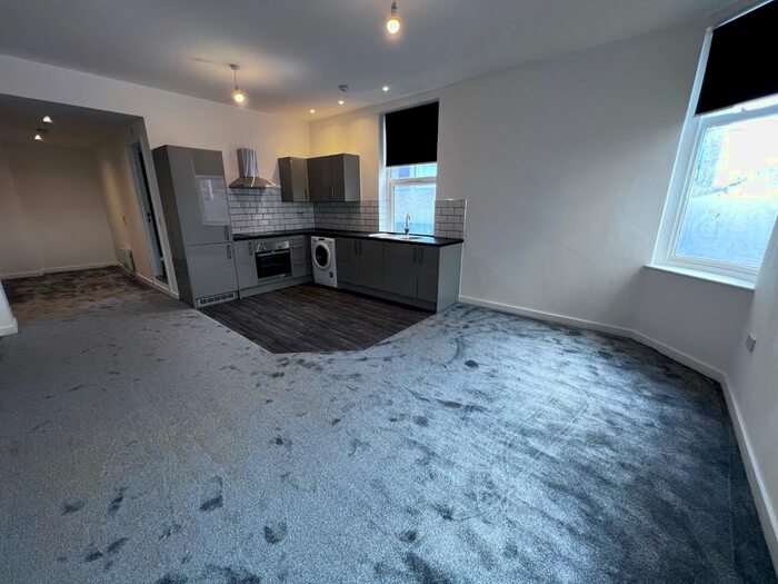 Studio To Rent In Victoria Street, West Bromwich, B70