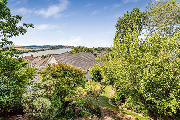 4 Bedroom Detached House For Sale In Manor Lane, Laira, Plymouth, PL3