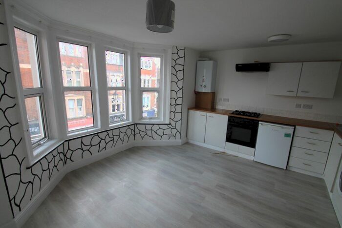 Property To Rent In George Lane, South Woodford, E18