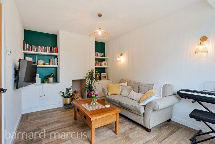 3 Bedroom Terraced House For Sale In Worsted Green, Merstham, Redhill, RH1