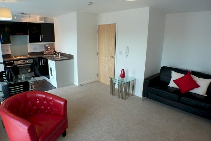 1 Bedroom Flat To Rent In Copper Quarter, Swansea, SA1
