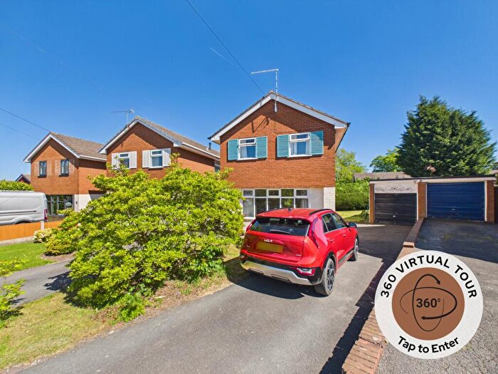 3 Bedroom Detached House For Sale In Chapelmere Close, Sandbach, CW11