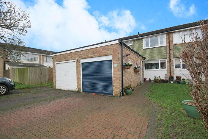 3 Bedroom Terraced House For Sale In Hetherington Road, Shepperton, TW17