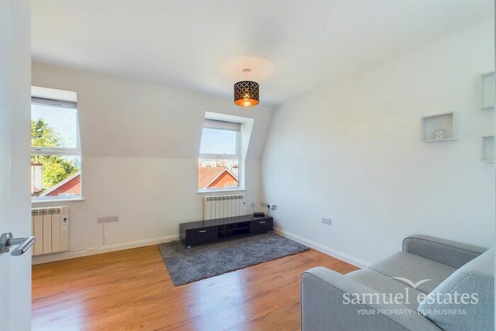 1 Bedroom Flat To Rent In Century House, Station Road, Addlestone, KT15