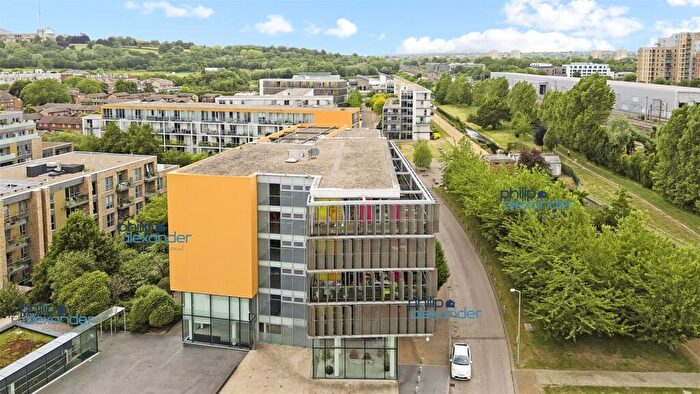 Studio To Rent In Amazon Apartments, New River Village, Hornsey, N8