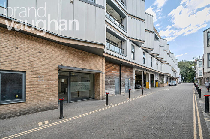 2 Bedroom Flat To Rent In The Barrows, Francis Street, Brighton, East Sussex, BN1