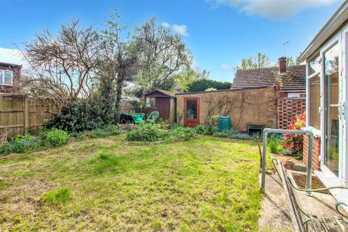 3 Bedroom Detached Bungalow For Sale In Kingsfield Road, Dane End, Ware, SG12