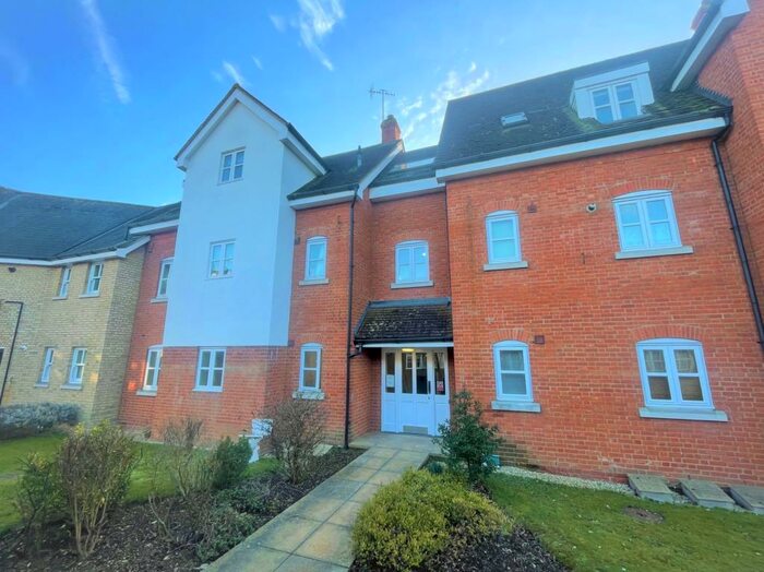 2 Bedroom Flat To Rent In Priory Street, Ware, SG12