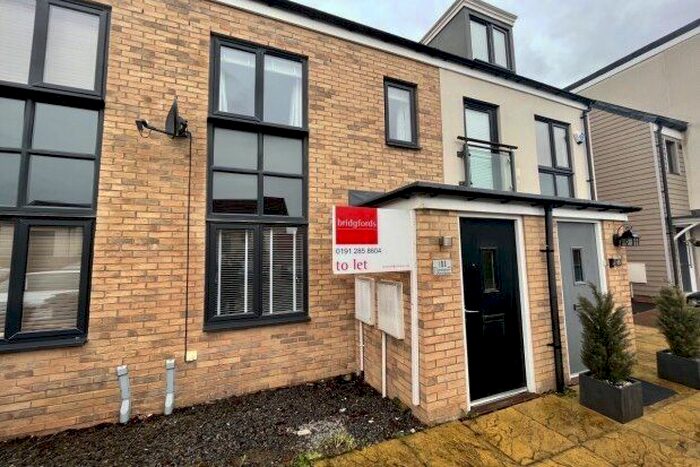 3 Bedroom Property To Rent In Iveston Avenue, Newcastle Upon Tyne, NE13