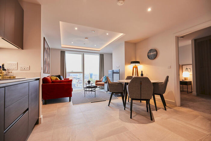 2 Bedroom Apartment To Rent In Angel Gardens, Manchester, Greater Manchester, M4