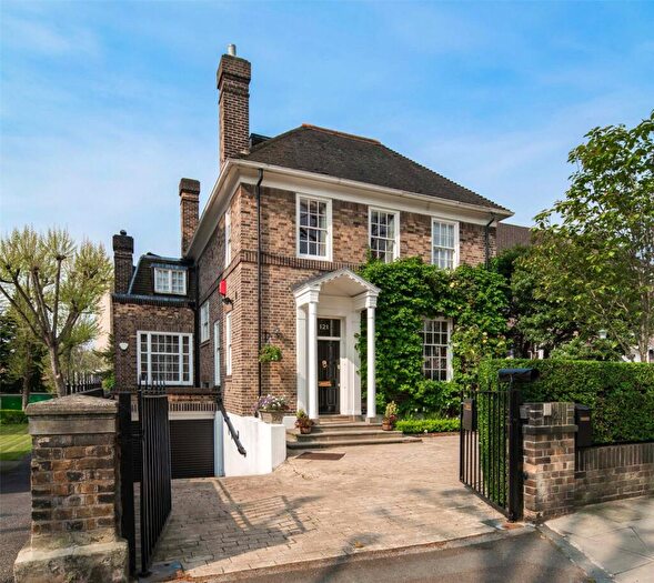 6 Bedroom Link Detached House For Sale In Hamilton Terrace, St Johns Wood, NW8