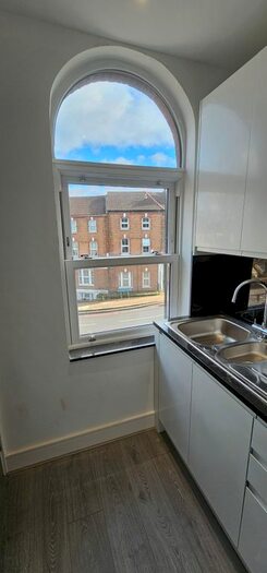 1 Bedroom Flat To Rent In Devonshire Road, London, SE23
