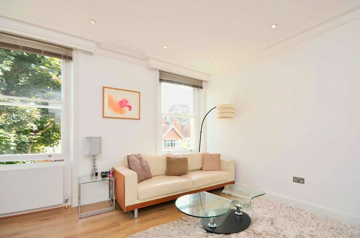 1 Bedroom Flat To Rent In Catherine Road, Surbiton, KT6